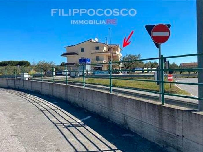 Appartamento con 5 locali in vendita in Viale San Francesco Da Paola, Centro, Sellia Marina