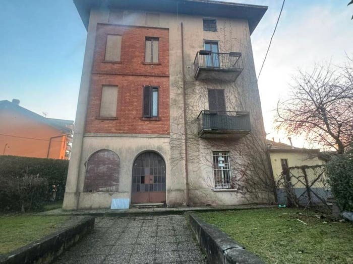 Casa con 6 locali in vendita in Via Novembre, Centro, Arcisate