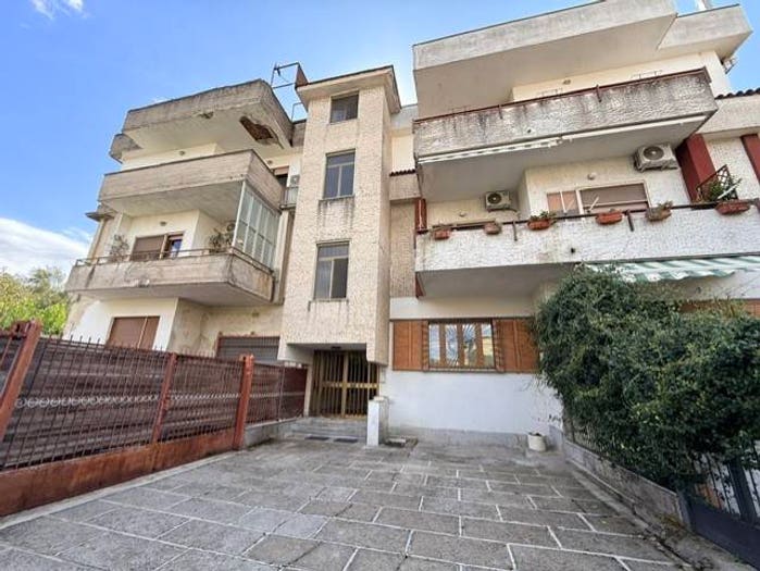 Appartamento trilocale in vendita in Via Giacomo Leopardi, Nocera Inferiore