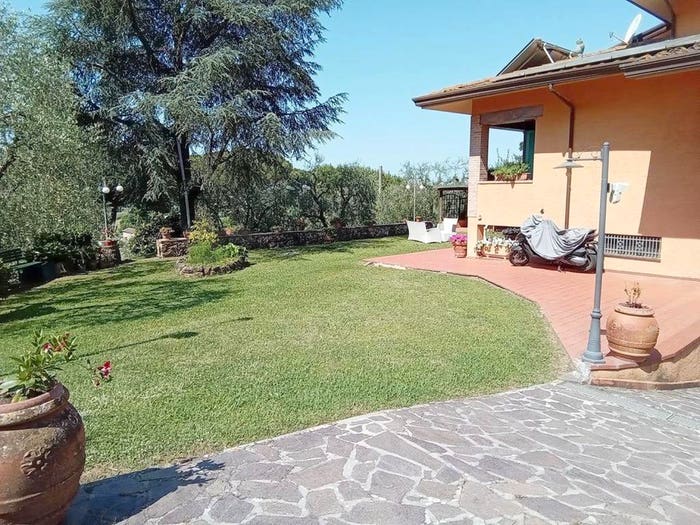 Casa con 6 locali in vendita in Via Vallero, Piano di Mommio, Massarosa