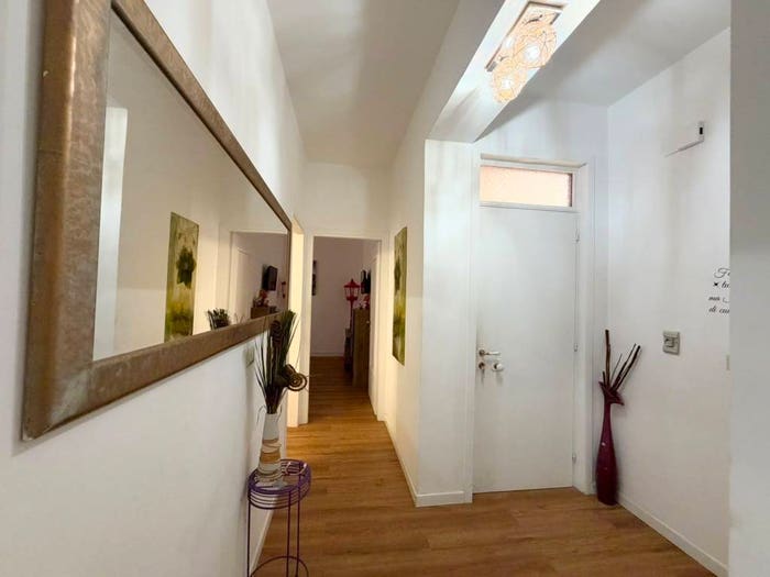 Appartamento con 6 locali in vendita in Vicolo del Pozzo, La Gala, Barcellona Pozzo di Gotto