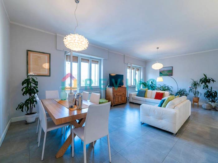 Appartamento con 6 locali in vendita in Lungarno Cristoforo Colombo, Alberti Bellariva, Firenze