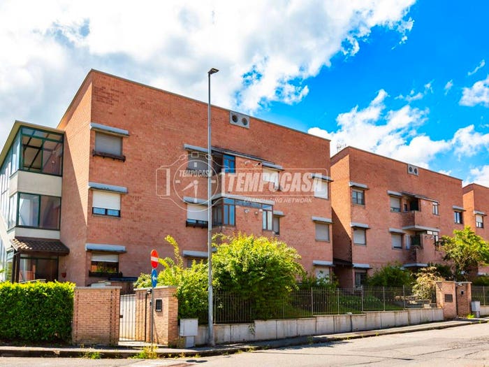 Appartamento quadrilocale in vendita in Via LORENZINI, Centro, Gassino Torinese