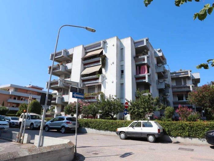 Appartamento trilocale in vendita in Via Silio Italico, Villa Rosa, Martinsicuro