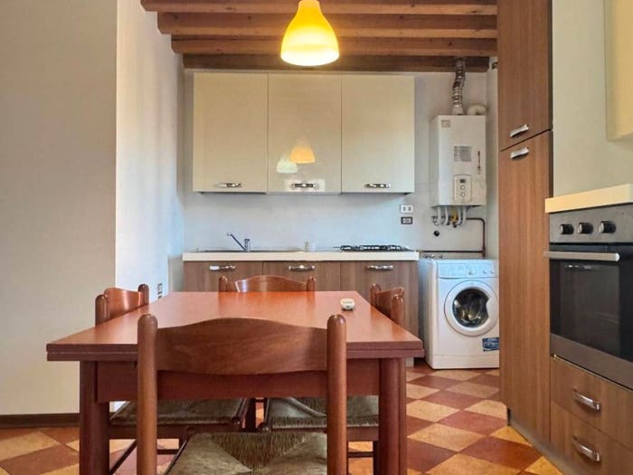 Appartamento bilocale in affitto in Via Massimo d'Azeglio, Centro Storico, Este