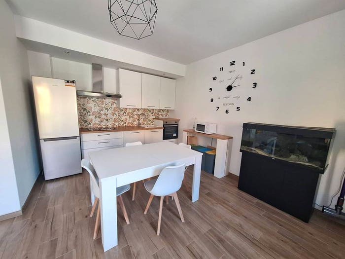 Appartamento trilocale in vendita in Via San Lorenzo, Centro, Montecosaro