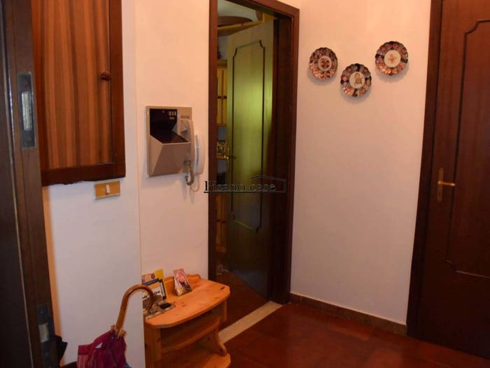 Appartamento con 5 locali in vendita in Via Manna, Centro, Longobucco