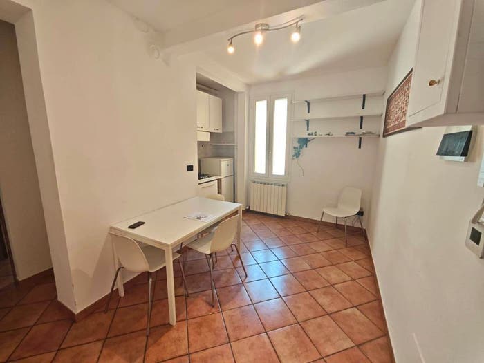 Appartamento trilocale in vendita in Via Broccaindosso, San Vitale, Bologna