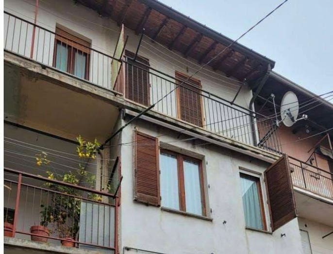 Appartamento trilocale in vendita in Via Mazza, Centro, Guanzate