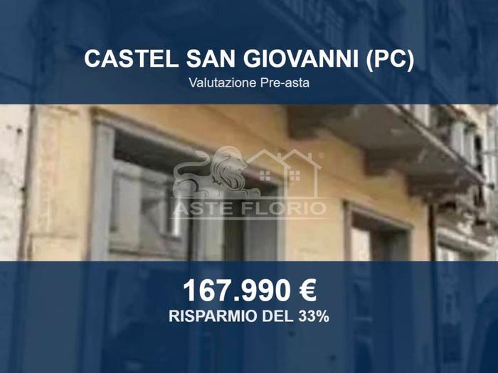 Appartamento con 6 locali in vendita in Via Giacomo Matteotti, Centro, Castel San Giovanni