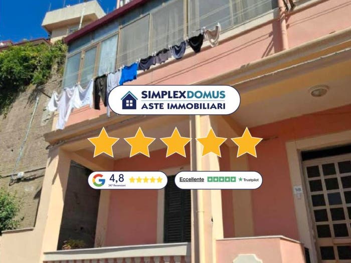 Appartamento trilocale in vendita in Via Comunale Santo, Villaggio Santo, Messina