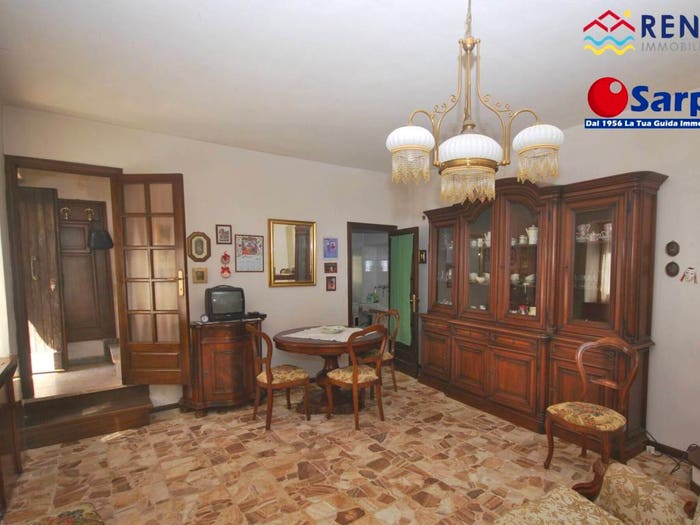 Casa con 5 locali in vendita in Via G Marconi, Aggius