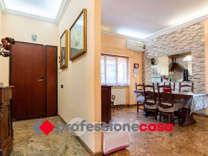Casa con 6 locali in vendita in Via Mar dei Coralli, Torvaianica Alta, Pomezia