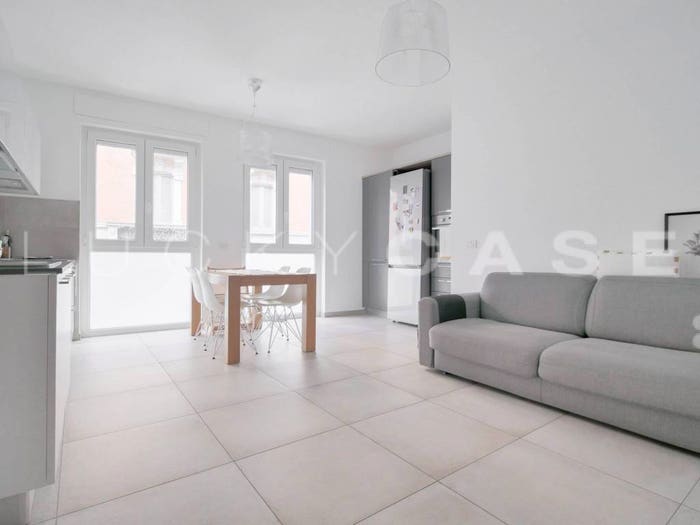 Appartamento trilocale in vendita in Via Leonardo Bruni, Dergano, Milano