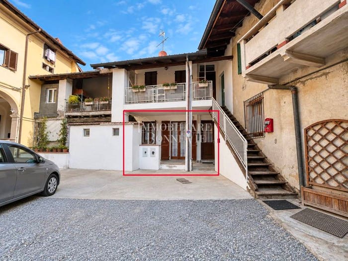 Appartamento bilocale in vendita in Via Achille Motta, Centro, Malnate