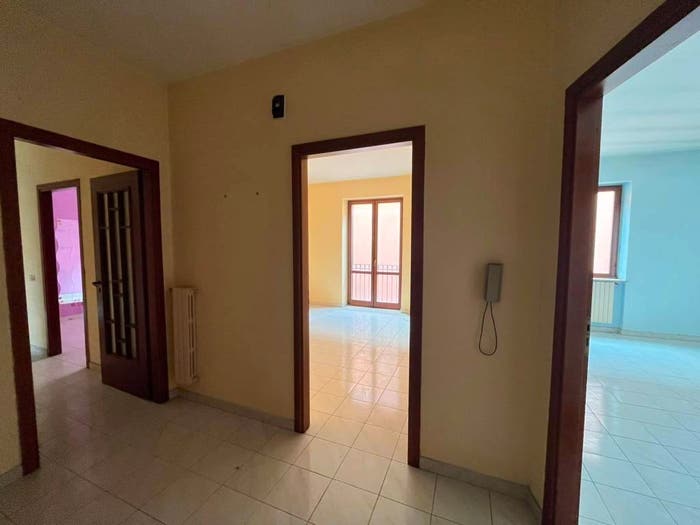 Appartamento quadrilocale in vendita in Via Oblate, Centro Storico, Avellino