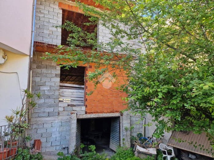 Casa con 5 locali in vendita in Via Dante Alighieri, Centro, Badesi