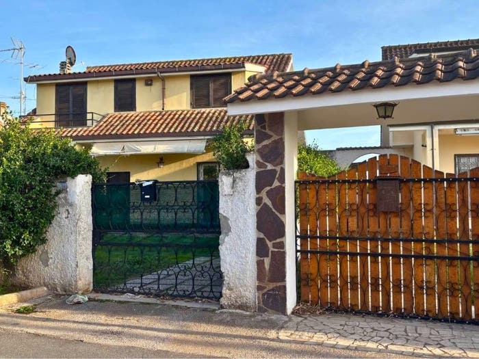 Casa trilocale in affitto in Via Napoli, Nuova Florida, Ardea