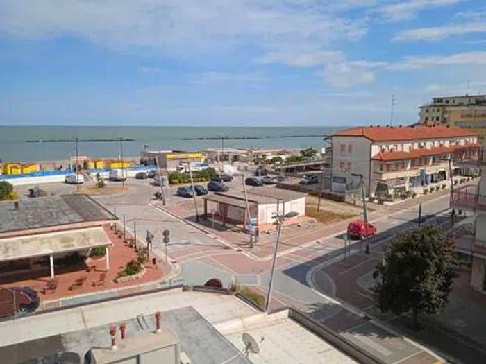 Appartamento trilocale in vendita in Viale Mare Adriatico, Lido degli Scacchi Lido di Pomposa, Comacchio