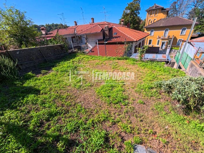 Casa trilocale in vendita in Via Sant'Elia, Viggiù