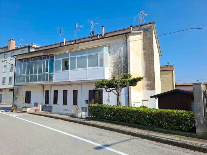 Appartamento trilocale in vendita in Via Giovanni Boccaccio, Centro, Nereto