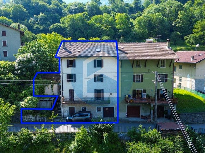 Casa con 6 locali in vendita in Via Prada, Prestine, Bienno