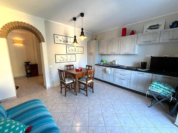 Appartamento trilocale in vendita in Via Alessandro Manzoni, Cavo, Rio