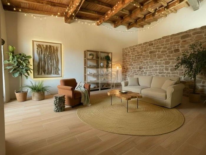 Appartamento quadrilocale in vendita in Via Settembre, Camaiore Paese, Camaiore