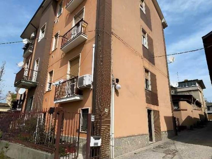 Appartamento trilocale in vendita in Piazza IV Novembre, Centro, Miradolo Terme