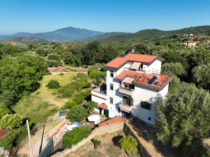 Casa con 6 locali in vendita in Contrada San Rocco, Centro, Vallo della Lucania