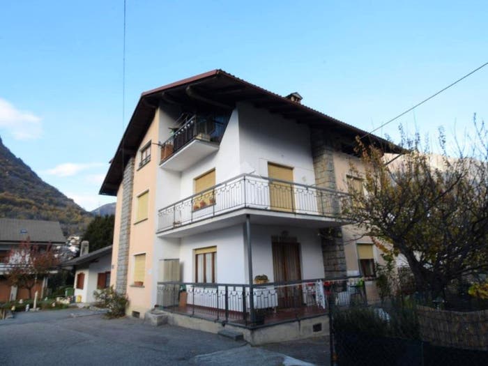 Appartamento trilocale in vendita in Località Grange de Barme, Centro, Chatillon