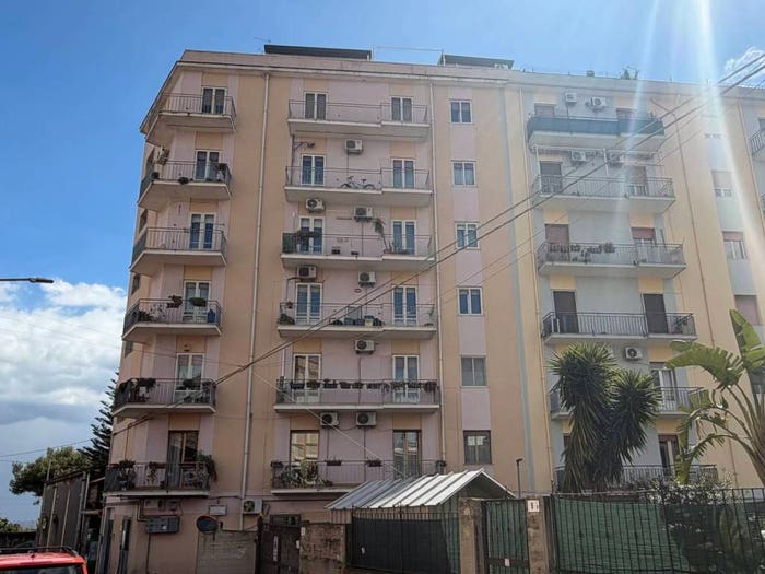 Appartamento quadrilocale in vendita in Via Mascalucia, Barriera Leucatia, Catania