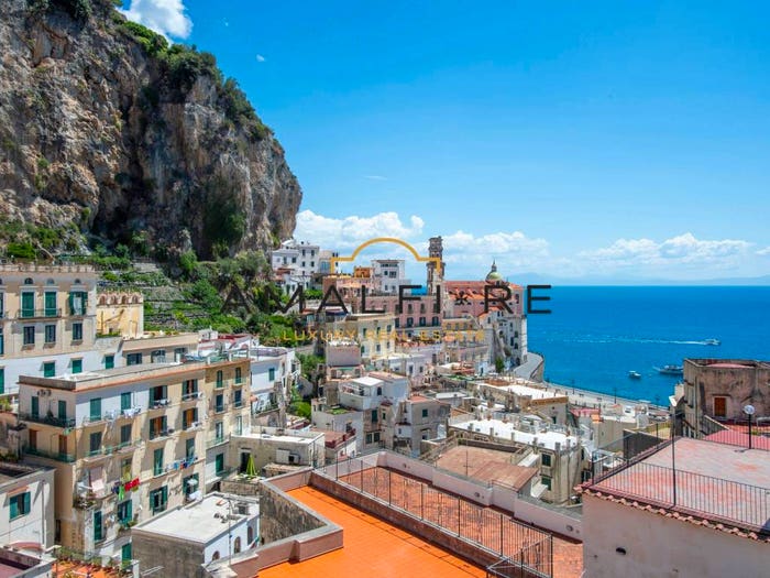 Casa con 5 locali in vendita in Via Papa Giovanni XXIII, Atrani