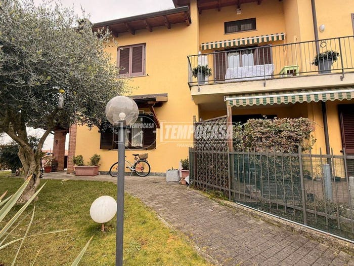 Casa con 5 locali in vendita in Via Aosta, Centro, Cossato