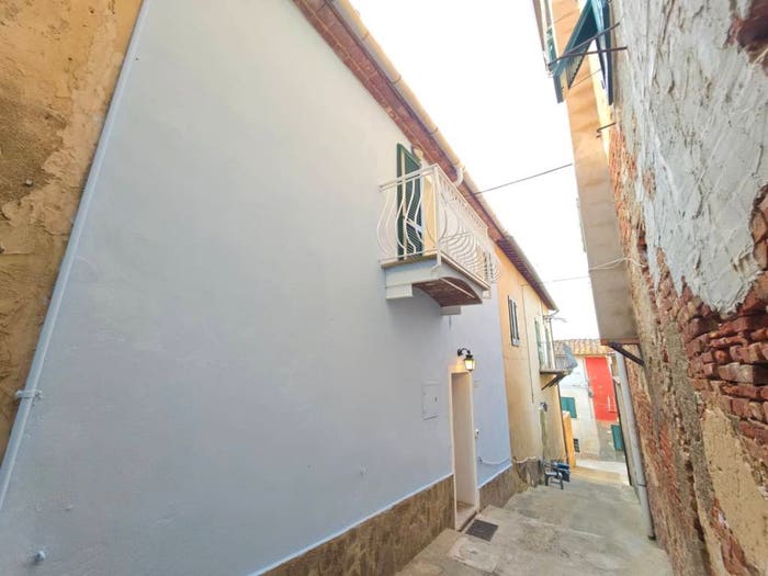 Casa trilocale in vendita in Via Foscolo Scarpetta, Montefoscoli, Palaia