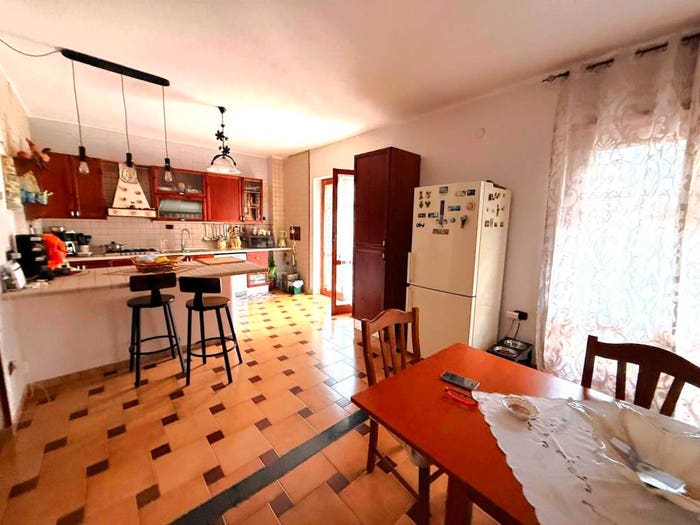 Appartamento quadrilocale in vendita in Via Napoli, Arzano