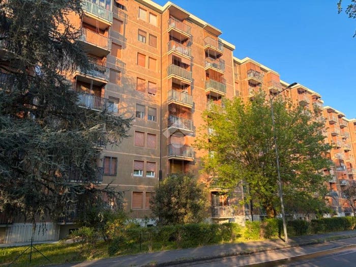Appartamento trilocale in vendita in Via Francesco Cilea, Gallaratese, Milano