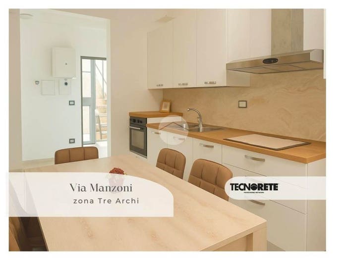 Appartamento trilocale in vendita in Via Alessandro Manzoni, Centro Storico, Foggia