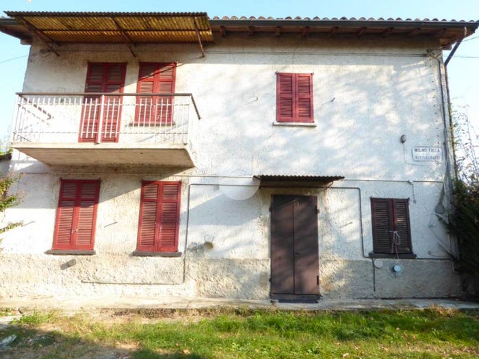 Casa trilocale in vendita in Frazione Molino Folla, Montù Beccaria