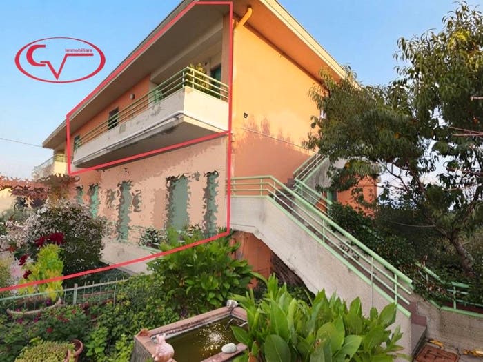 Appartamento quadrilocale in vendita in Via Guglielmo Oberdan, Centro, Bucine