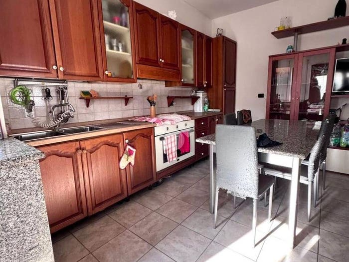 Appartamento trilocale in vendita in Via Moncenisio, Gionchetto, Latina