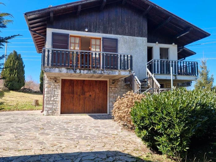 Casa con 6 locali in vendita in Via Prada, Brenzone sul Garda