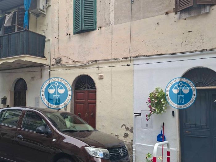 Appartamento quadrilocale in vendita in Via Trento, Centro, Palombara Sabina
