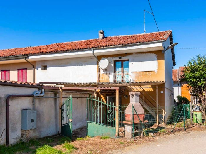 Casa quadrilocale in vendita in Via Enrico Fermi, Cellarengo