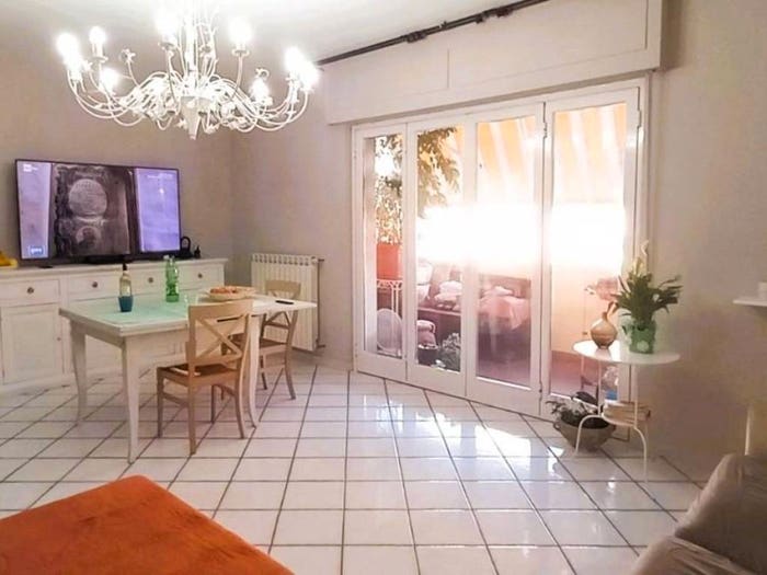 Appartamento con 5 locali in vendita in Via Toniolo, Avenza, Carrara