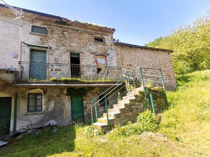 Casa con 6 locali in vendita in Grilli, Bettola