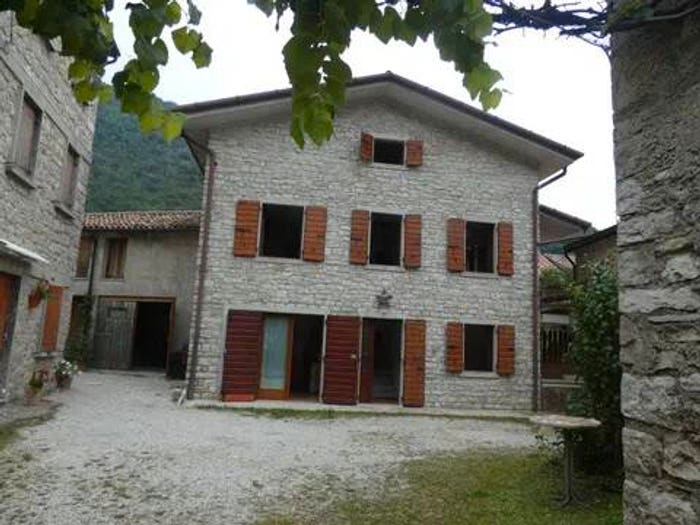 Casa con 6 locali in vendita in Via Garibaldi, Tovena, Cison di Valmarino