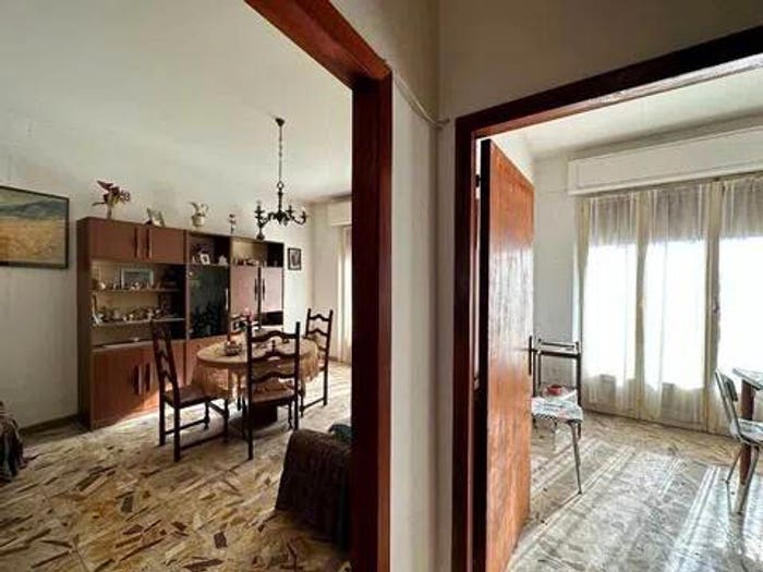 Appartamento con 5 locali in vendita in Via Garibaldi, Centro, Apecchio