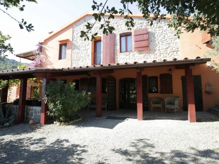Casa con 6 locali in vendita in Gavorrano