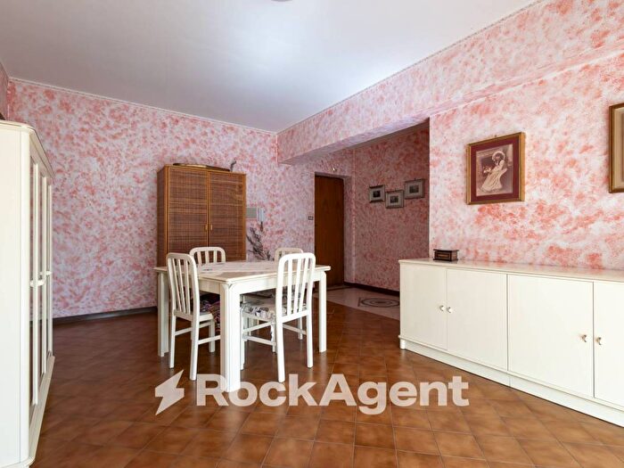 Appartamento quadrilocale in vendita in Via Teano, Fortuna Corvo, Catanzaro